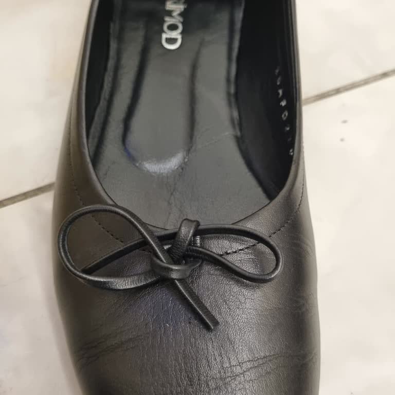 İlk Kullanımda Bozulan Ayakkabı Ve Sonuçsuz İade Süreci: Derimod'dan Mağduriyetimin Giderilmesini Talep Ediyorum