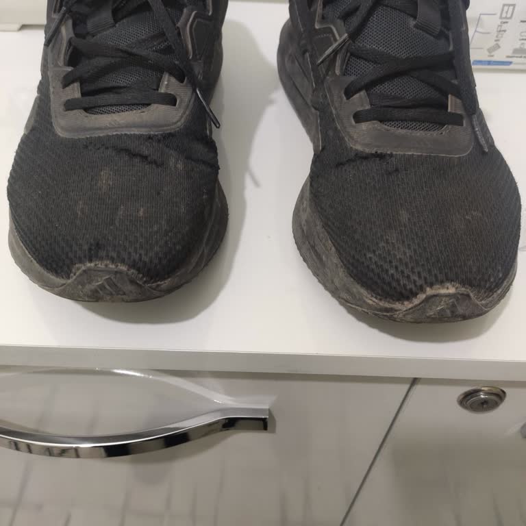 Amazon'dan Aldığım Spor Ayakkabı Kısa Sürede Deforme Oldu, İade Talebim Reddedildi!