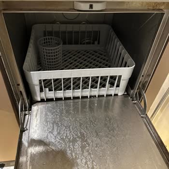 Beş Aydır Arızalı Sanayi Tipi Bulaşık Makinesi Mağduriyeti