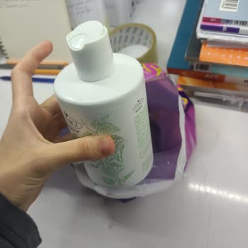 Gratis Online Siparişimde Şampuan Yarısı Dökülmüş Ve Kapağı Açık Şekilde Teslim Edildi