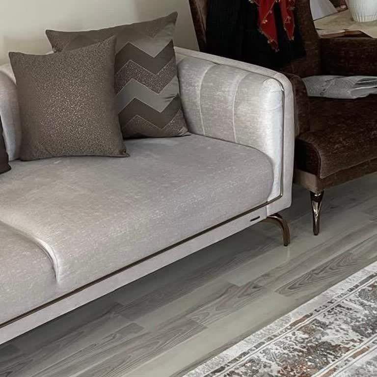 Leke Tutmayan Kumaş Vaadiyle Satılan Koltuk Takımında Renk Geçmesi Ve Mağduriyet