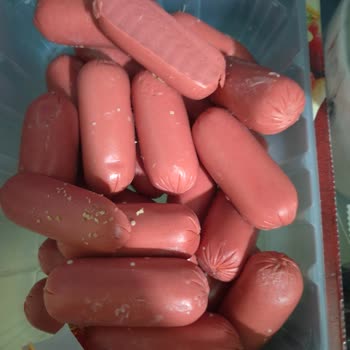 Son Kullanma Tarihi Geçmemiş Sosisin Bozuk Çıkması Endişe Veriyor