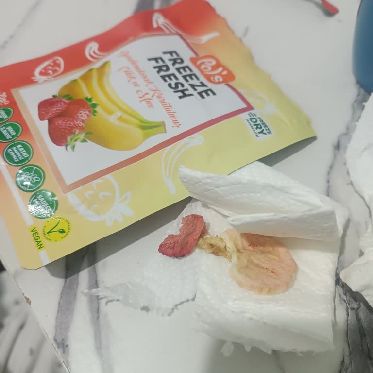Kötü Kokulu Dondurulmuş Meyve Sağlığımı Tehdit Etti