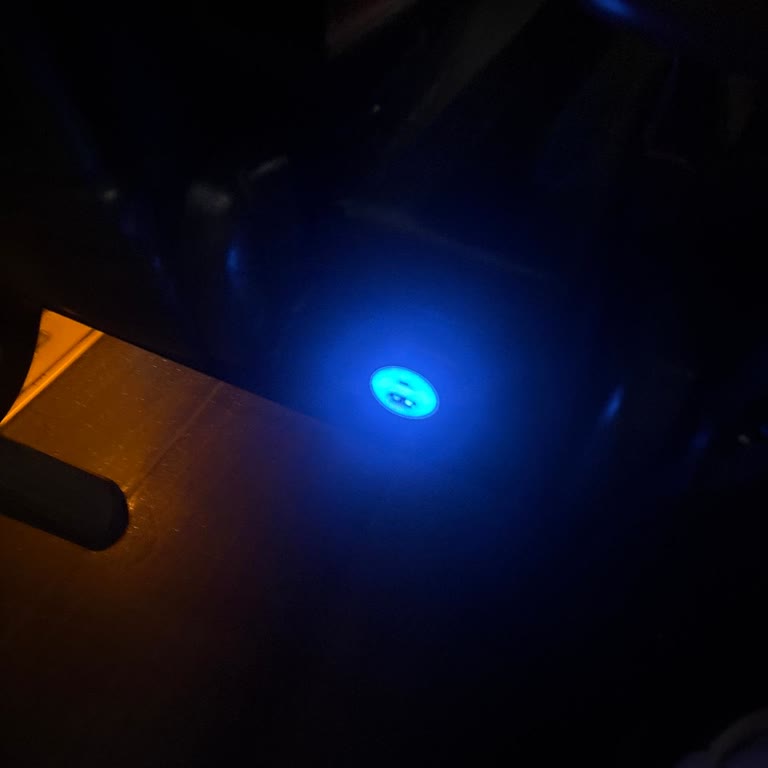 Otobüs Yolculuğunda Priz Ve Şarj Sorunu Nedeniyle Mağduriyet