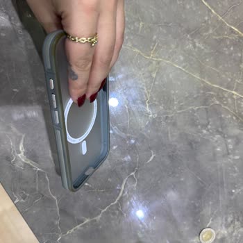 20 Günde Sararan Kılıf Kalite Vaadini Karşılamıyor İletişim De Yok