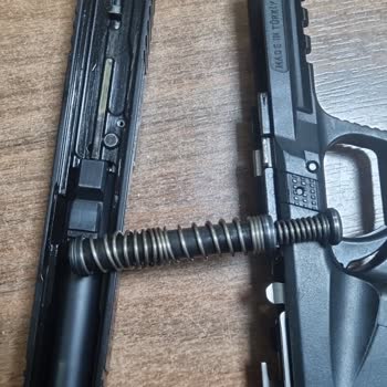 SAR 9 Tabancada Gerdel Yayı Ve Boya Sorunu, Yetersiz Garanti Desteği