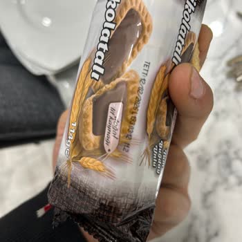 Eti Paketi Açar Açmaz Çikolata Kısmında Bozulmalar Olduğunu Gördüm