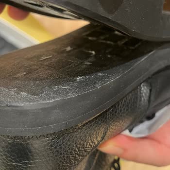 Beymen İlk Giydiğim Gün Tabanı Çıkan Ayakkabı İçin İade Talebim Reddedildi