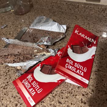 Son Tüketim Tarihi Geçmemiş Çikolatada Böceklenme Endişesi