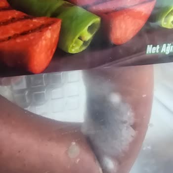 Son Kullanma Tarihi Geçmemiş Torku Sucukta Küf Sorunu Ve Ürün Değişim Talebi