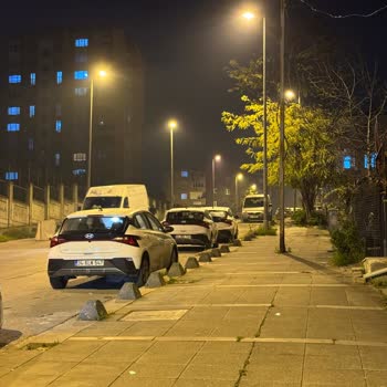 Tiktak Araçlarının Park İşgali Mağduriyet Yaratıyor