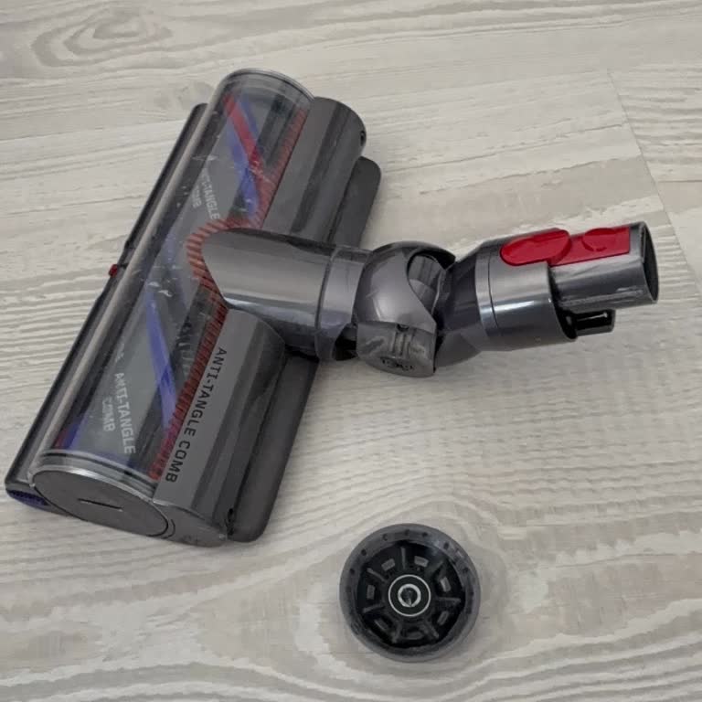 Dyson Anti-Tangle Başlık Kısa Sürede Kırıldı, Ücretsiz Değişim Talebim Var