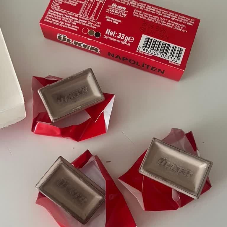 Yeni Alınan Ülker Napoliten Çikolatalarda Beyazlaşma Ve Ürün Güvenliği Endişesi