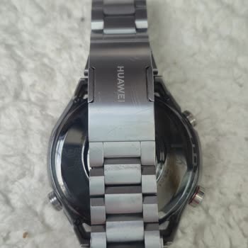 Huawei Watch Ultimate Akıllı Saatte Kısa Sürede Ciddi Deformasyon Ve Dayanıklılık Sorunu