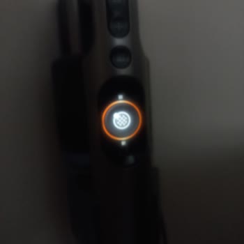 Philips 8000 Serisi El Süpürgesinde Sürekli Filtre Uyarısı Ve Temizlik Sorunları Nedeniyle Mağduriyet