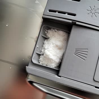 Bosch Serie 4 Bulaşık Makinesi İlk Günden Beri Yıkama Sorunu Ve Servisten Kalıcı Çözüm Alamama