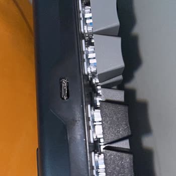 Yeni Alınan Klavyede Kablo Girişi Arızası: Hayal Kırıklığı Ve Garanti Talebi