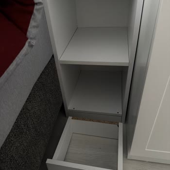 Çekmeceleri Eksik Gönderilen Komodinler İçin Çözüm Bekliyorum