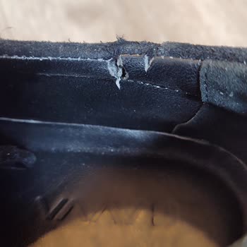 Kısa Sürede Deforme Olan Sneaker İçin İade Talebimin Reddedilmesi Ve Ürün İncelemesinin Yenilenmesini İstiyorum