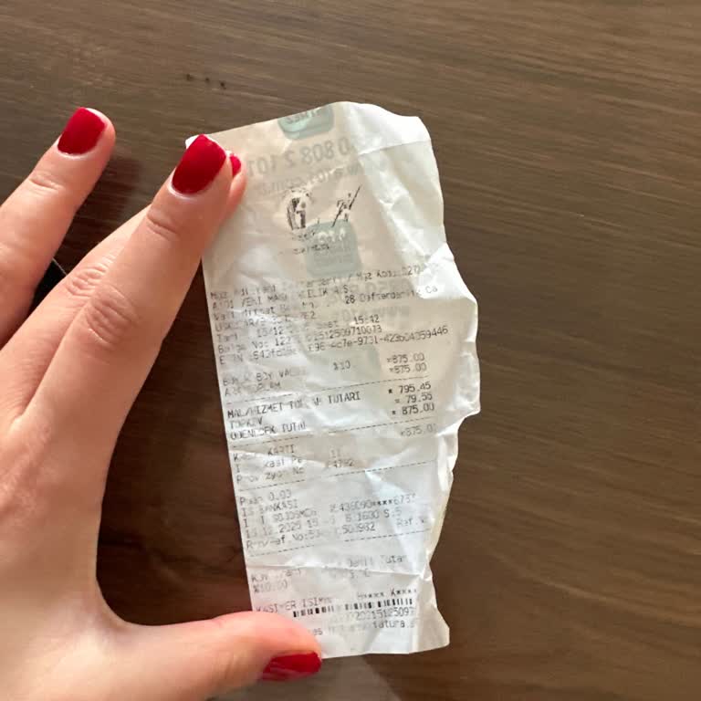 Fermuarı Eksik Valiz İçin İade Talebim Reddedildi, Mağduriyetimin Giderilmesini İstiyorum