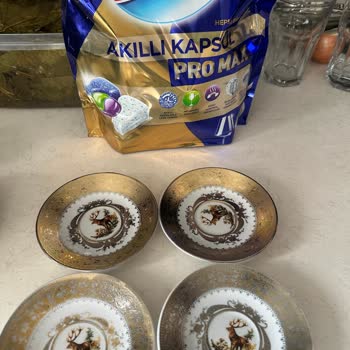 Bulaşık Deterjanı İlk Kullanımda Fincan Ve Tabaklarımı Zarar Verdi