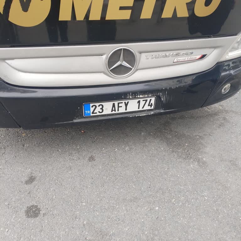 Metro Turizm Otobüsünde Klima Sorunu Ve Saygısız Muavin Davranışları