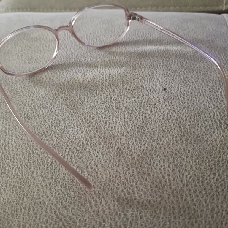 Satın Aldığım Gözlük Kullanılamaz Durumda, Mağduriyetimin Giderilmesini Talep Ediyorum