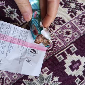 Kapalı Ambalajda Bozuk Çikolata İle Sağlık Ve Güven Endişesi Yaşadım