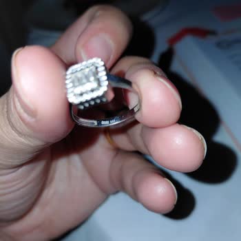 Aldığım Yüzükte Kısa Sürede Renk Solması Ve Garanti Belgesi Eksikliği