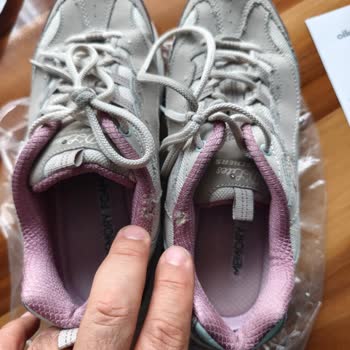 Skechers Kısa Sürede Deforme Olan Ayakkabıya Ret Cevabı: Müşteri Mağduriyeti!