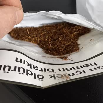 Philip Morris Sigaranın İçeriğinin Yarısına Yakını Toz Şeklinde Oluyor