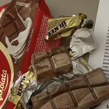 Tarihi Geçmemiş Ülker Çikolatasında Bozukluk Ve Yanıt Alamama Deneyimi