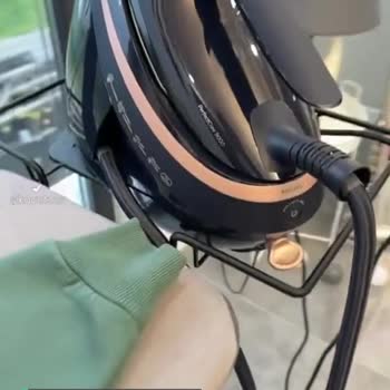 Philips Ütü Sürekli Su Akıtıyor, Kireç Işığı Temizken Yanıyor, Kendi Kapanıyor!