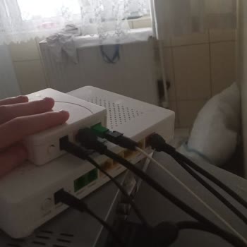 Fiber İnternet Sonrası Modem Mutfağa Taşındı Bağlantı Sorunları Bitmiyor