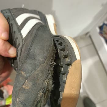 Ayakkabı Tabanı 32 Günde Ayrıldı, 2 Ay Boyunca Çetinkaya’dan Hiçbir Dönüş Alamadım