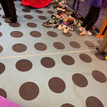 Optimum Play Land Çocuk Oyun Alanında Hijyen Ve Düzen Eksikliği Çocukların Sağlığı Tehlikede