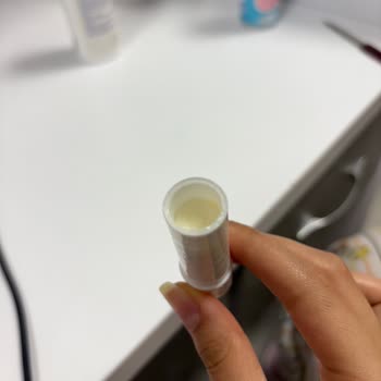 Aldığım Dudak Kremi Eksik Ve Akmış Çıktı: Para İadesi Ve Yeni Ürün Talebim