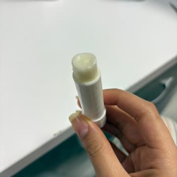 Aldığım Dudak Kremi Eksik Ve Akmış Çıktı: Para İadesi Ve Yeni Ürün Talebim