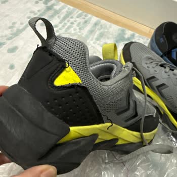 Kısa Sürede Yıpranan Çocuk Ayakkabıları İçin Değişim Veya İade Talebim Reddedildi