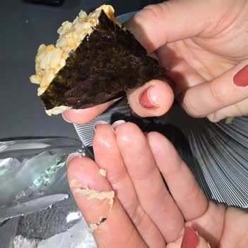 Dardanel Sushida Onigiri İçinde Kılçık Bulunca Güvenim Sarsıldı