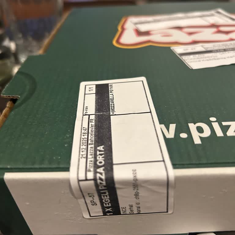 Yanlış Pizza Boyu Ve Yetersiz Müşteri Hizmetleriyle Yaşanan Mağduriyet