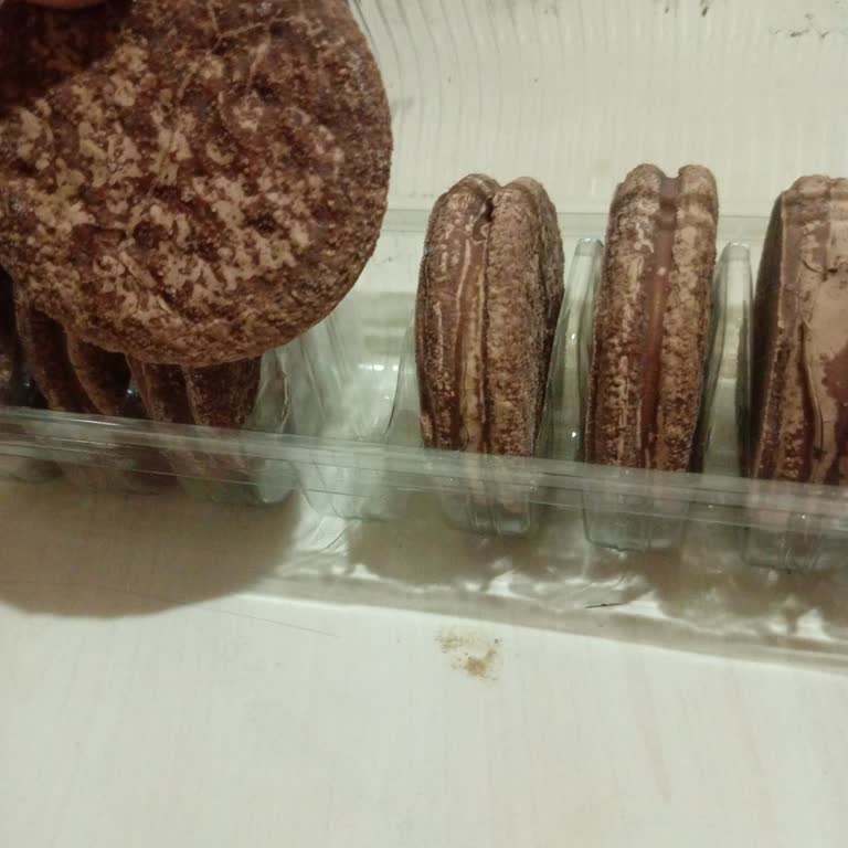 Güreller Market Satın Aldığım Halla Halley Ürünü Bozuk Çıktı, Değişim Ve Önlem Talebi