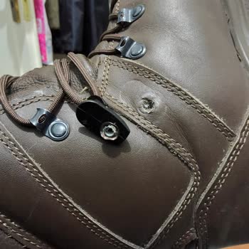 YDS Boots Ne Ürünle İlgili Açıklama Yapıldı Ne De Çözüm Sunuldu