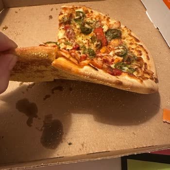 Little Caesars Yanlış ve Kalitesiz Ürün Teslimatı İle Olumsuz Müşteri İletişimi