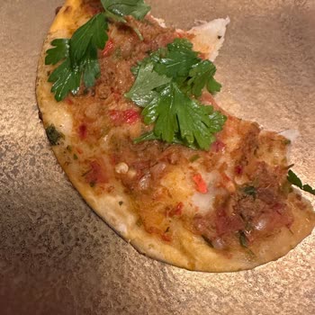 Dondurulmuş Lahmacun Ve Pidede Yabancı Madde Çıkması Nedeniyle Hijyen Endişesi