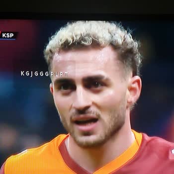 Canlı Maç Yayınında Ekranda Çıkan Barkod Görseli İzleme Keyfini Bozuyor