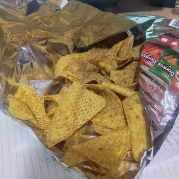 Son Kullanma Tarihi Geçmiş Ve Ambalajı Yırtık Ürünler Gıda Güvenliğinden Endişeliyim