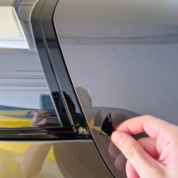 Suzuki Sıfır Araçta Far Parçası Sorunu Ve Müşteri Memnuniyetsizliği