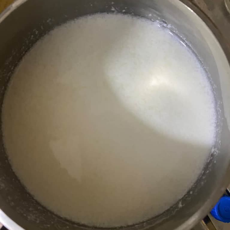 Sütaş Son Kullanma Tarihi Geçmemiş Sütten Kötü Sürpriz Ve İlgisiz Müşteri Hizmeti