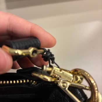 Derimod'dan Alınan Çantanın Kısa Sürede Bozulması Ve Mağaza İlgisizliği